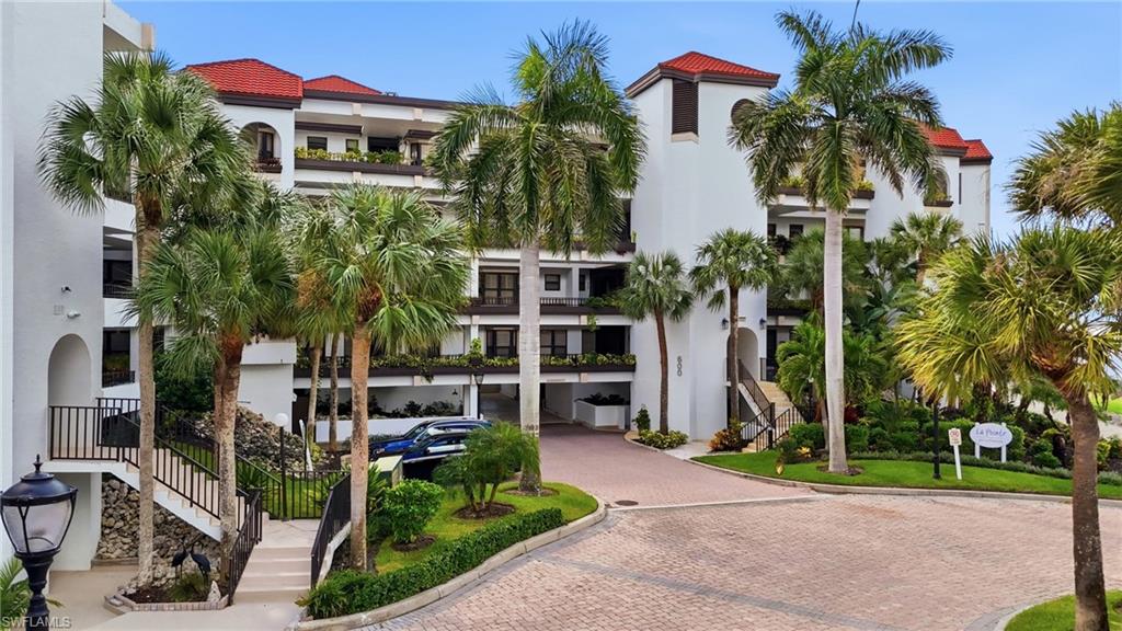 600 LA PENINSULA - Residential