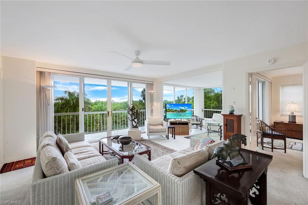 ST TROPEZ - Residential Lease