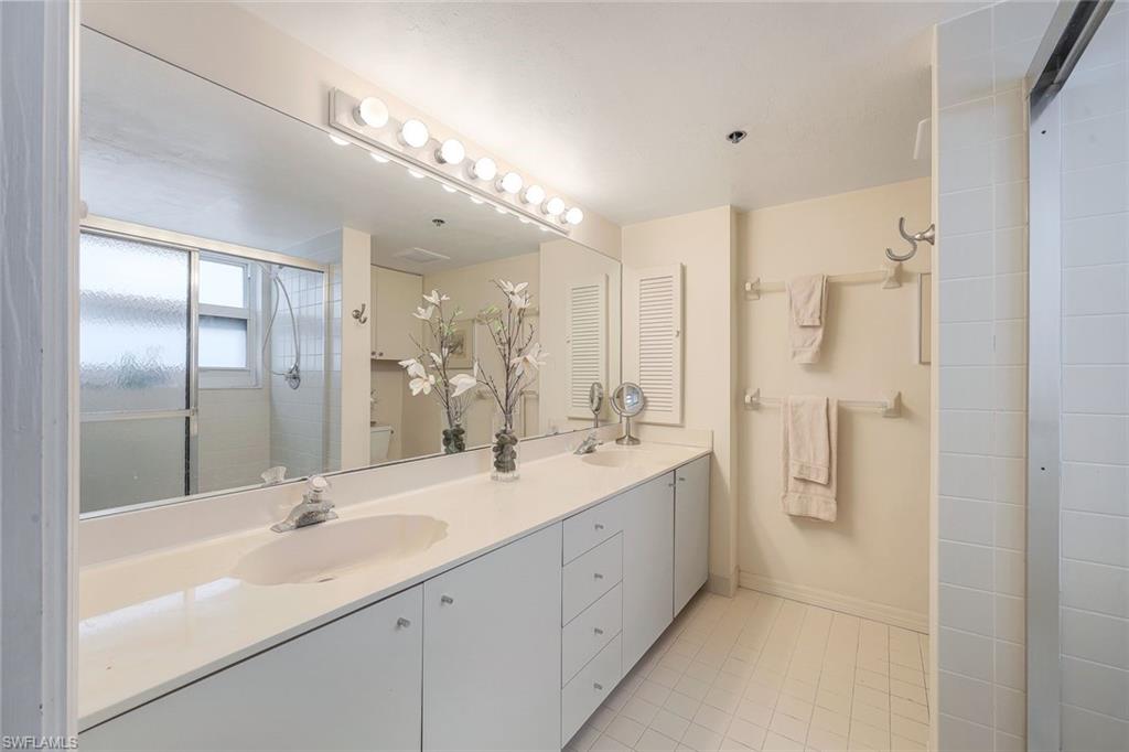 ST TROPEZ - Residential Lease
