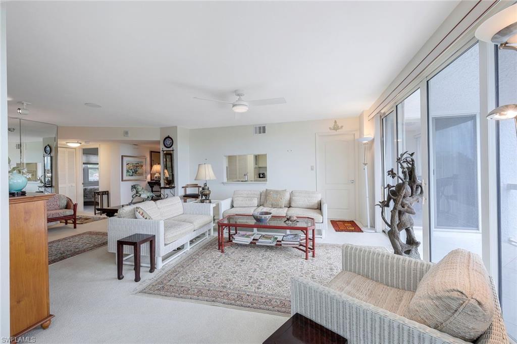 ST TROPEZ - Residential Lease