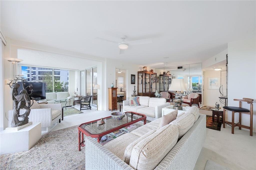 ST TROPEZ - Residential Lease