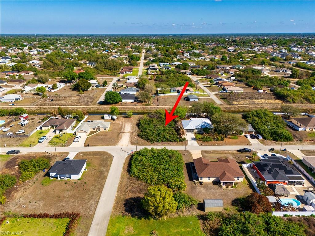 LEHIGH ACRES - Land