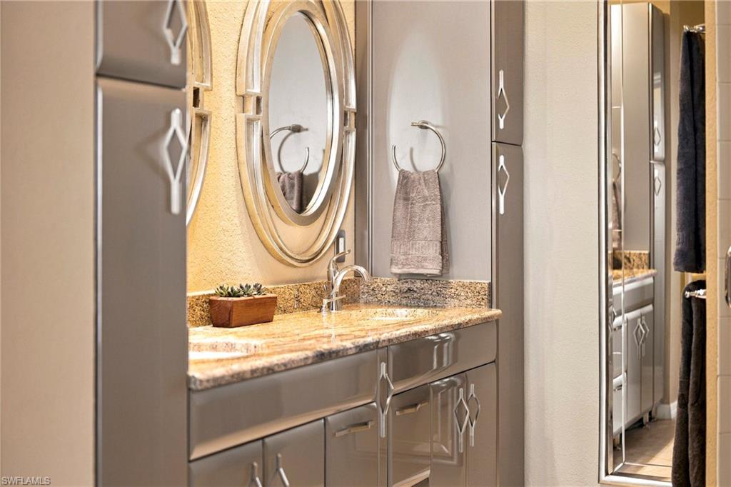 PALM HARBOR CLUB - Residential