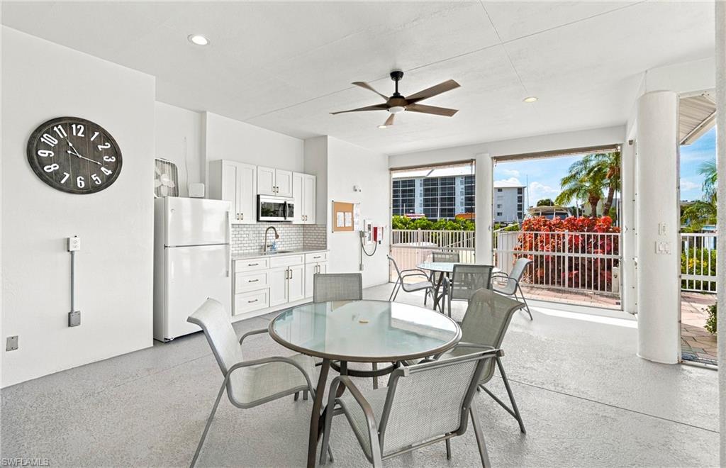 PALM HARBOR CLUB - Residential