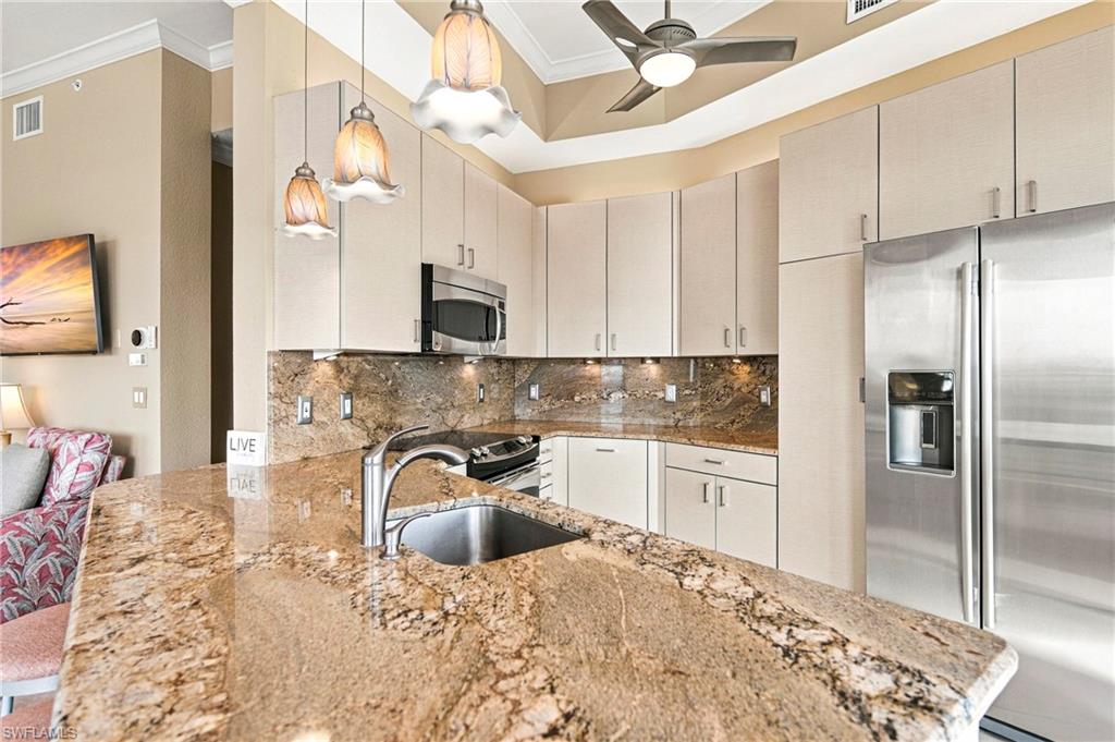 PALM HARBOR CLUB - Residential