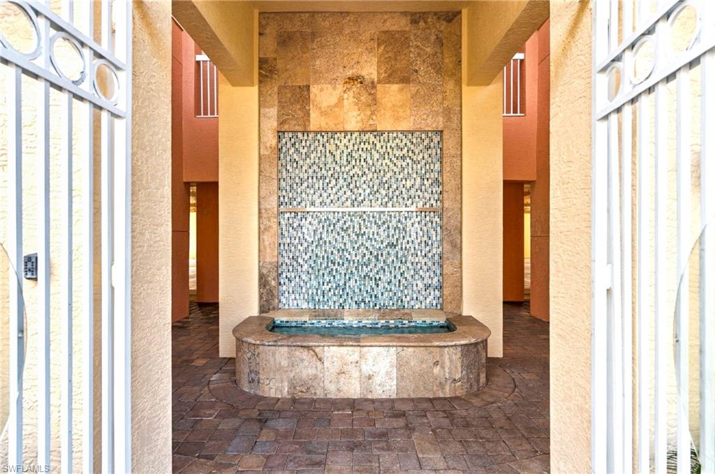 PALM HARBOR CLUB - Residential