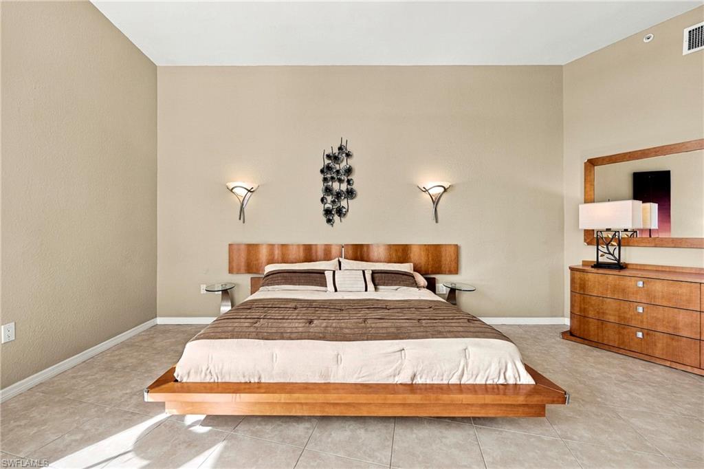 PALM HARBOR CLUB - Residential