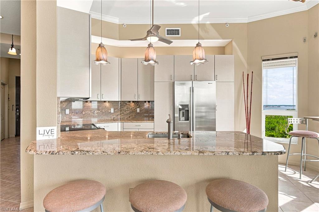 PALM HARBOR CLUB - Residential
