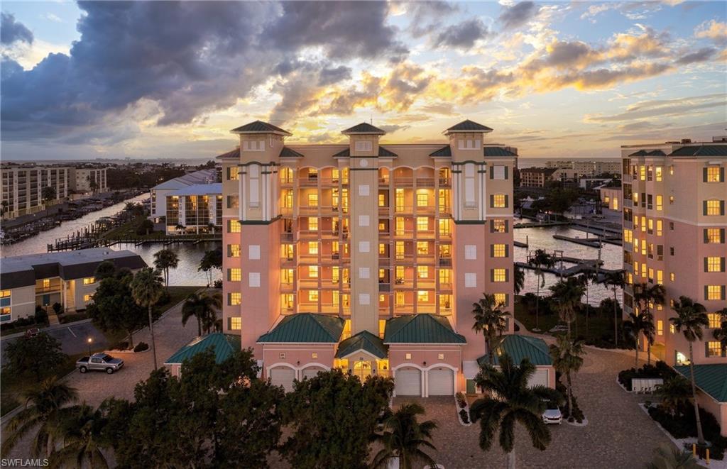 PALM HARBOR CLUB - Residential