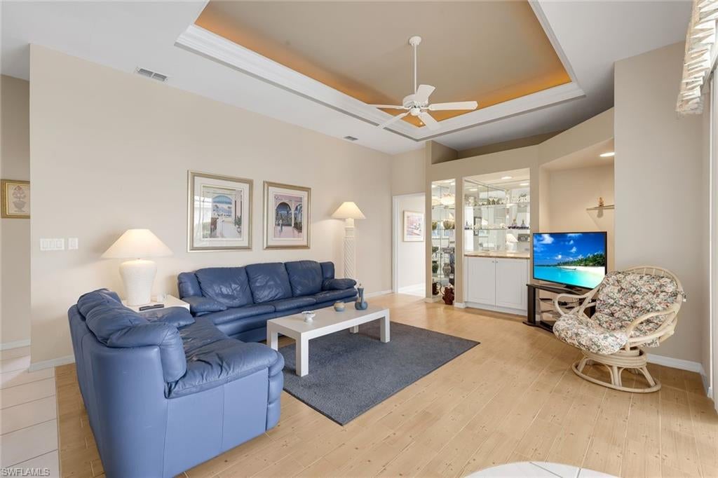 HIGHLAND WOODS - Residential