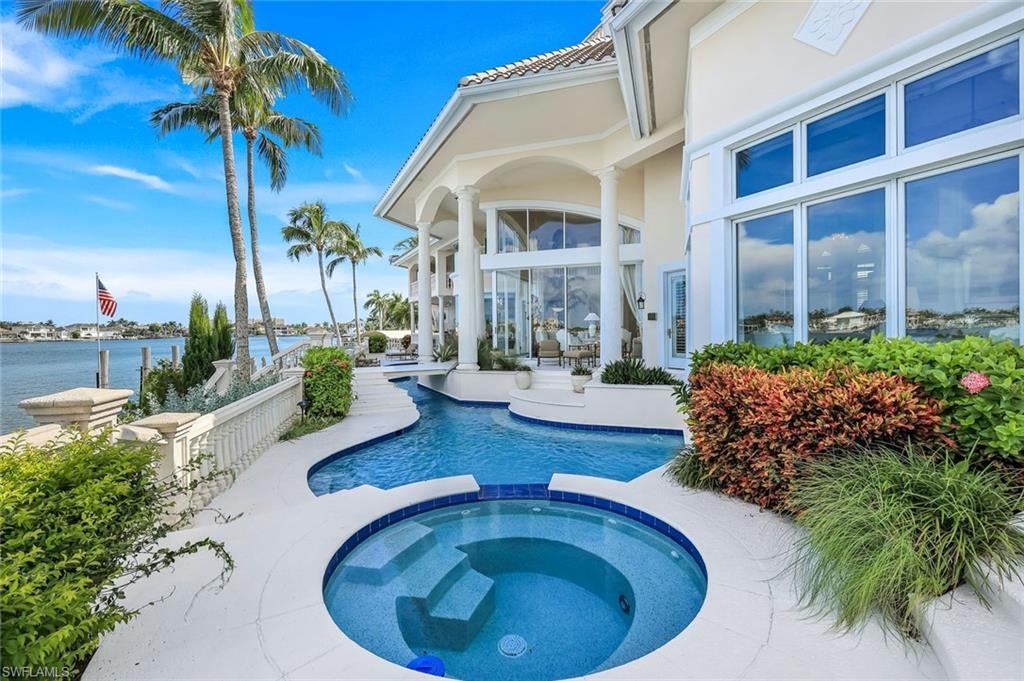 MARCO ISLAND - Residential