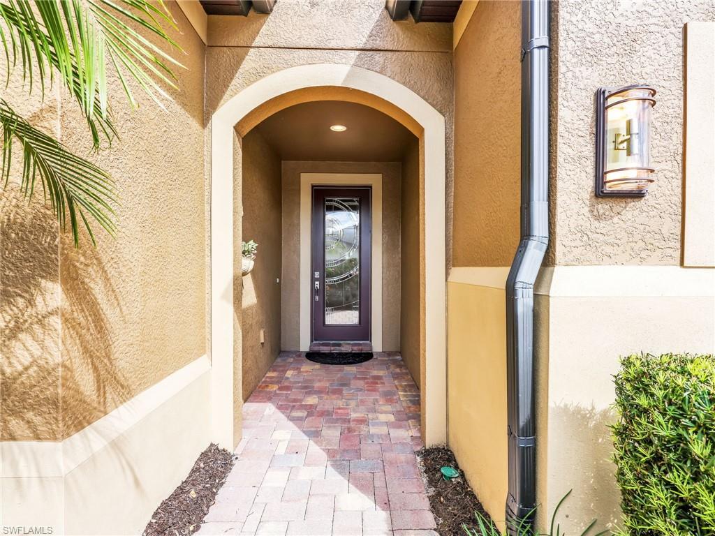 CORKSCREW SHORES - Residential