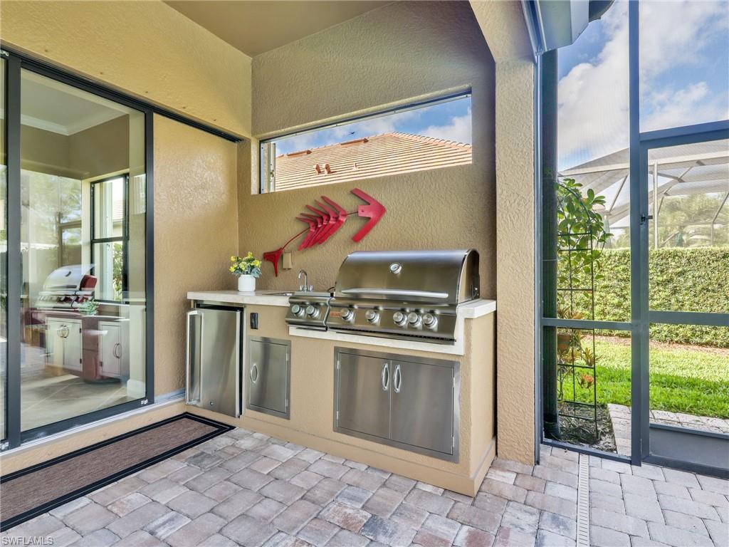 CORKSCREW SHORES - Residential