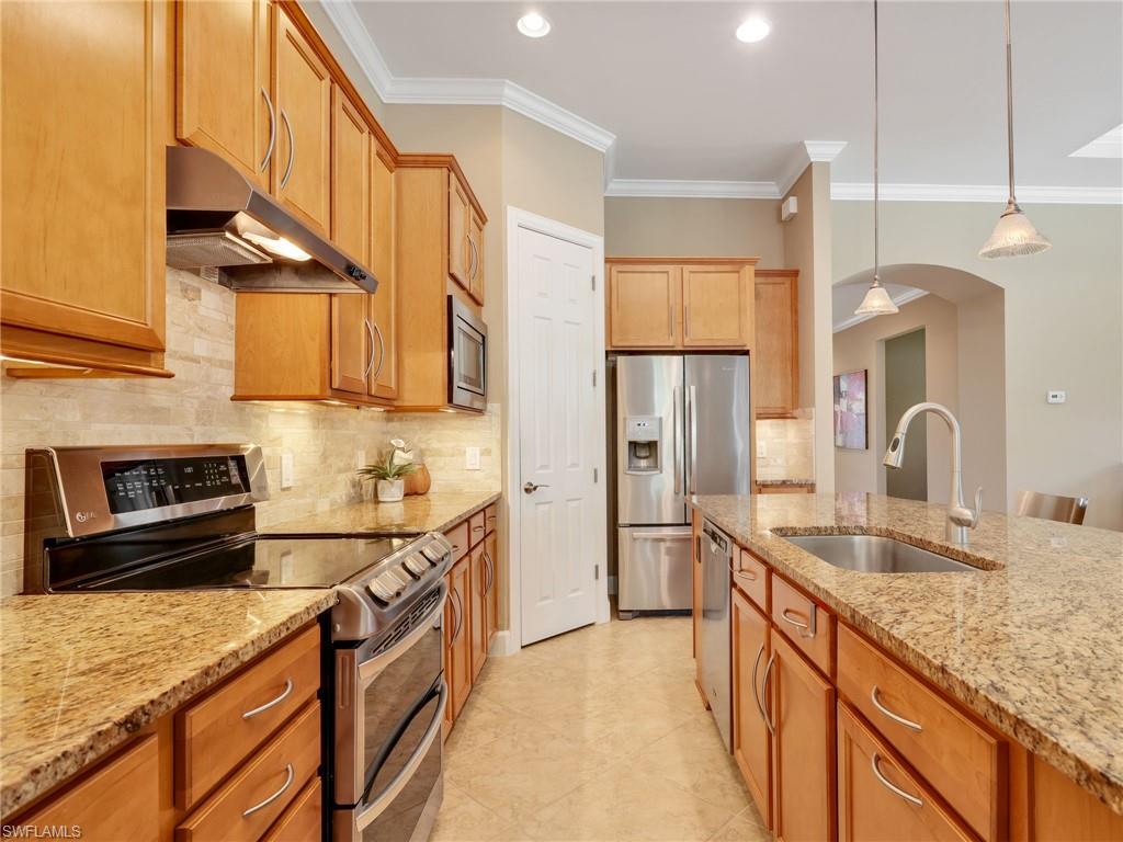 CORKSCREW SHORES - Residential