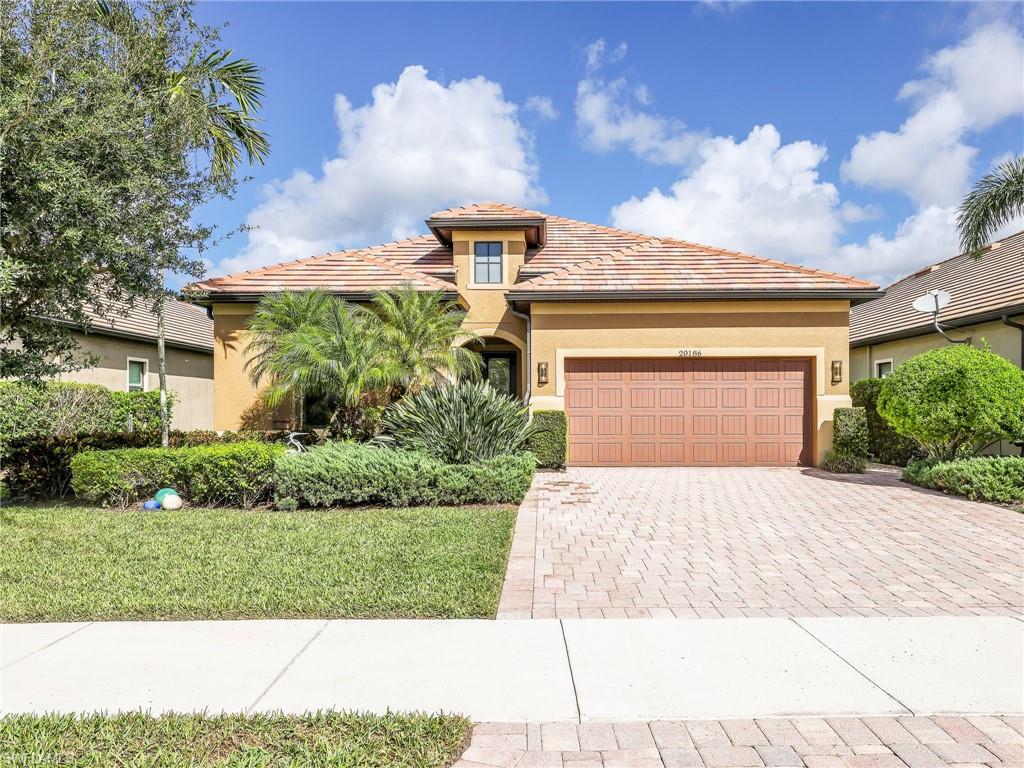 CORKSCREW SHORES - Residential