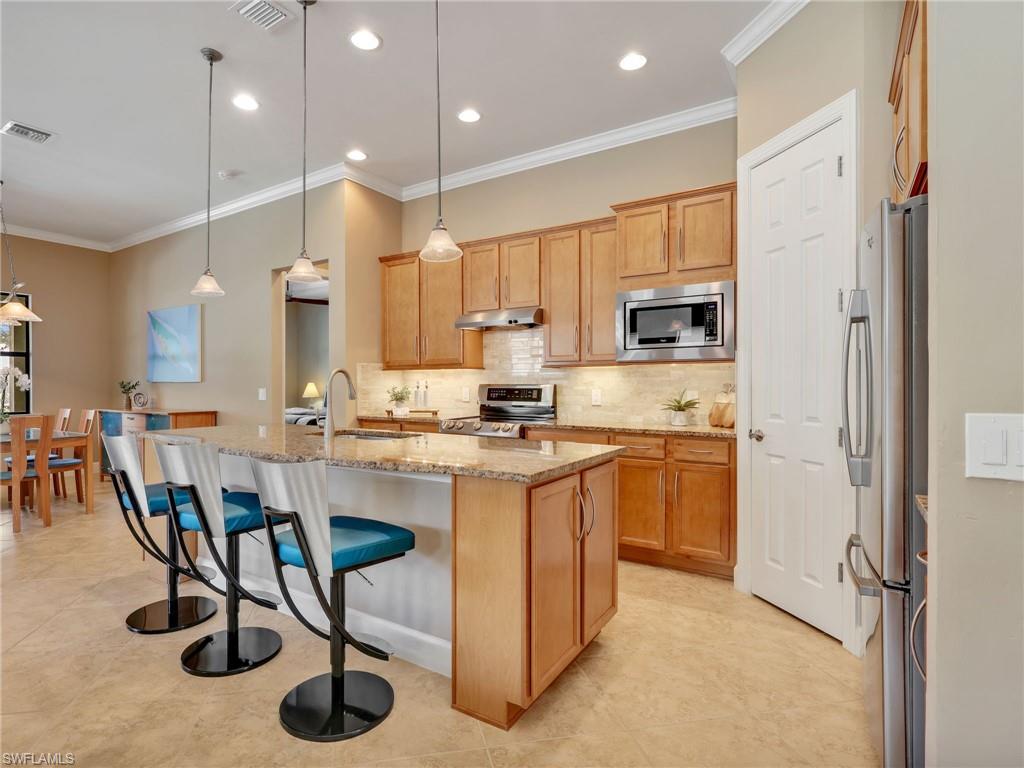 CORKSCREW SHORES - Residential