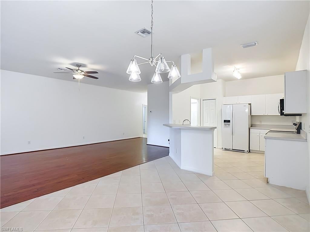 MAPLEWOOD - Residential