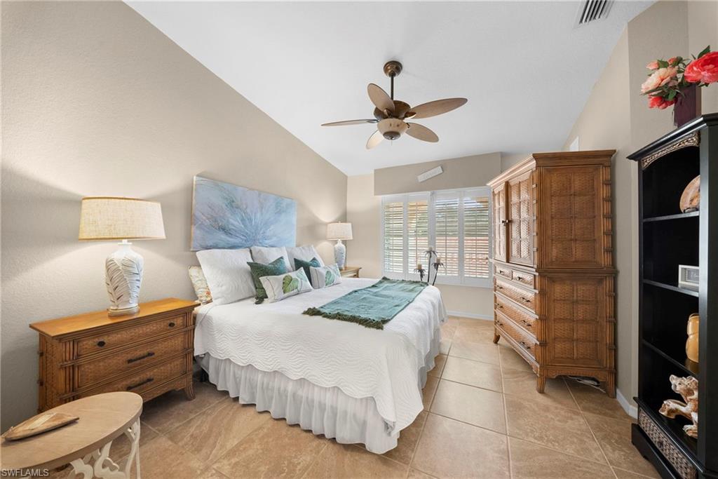 ROSEWOOD POINTE GARDEN - Residential