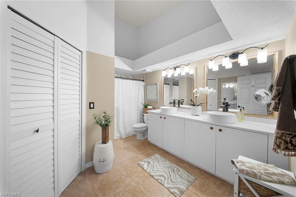 ROSEWOOD POINTE GARDEN - Residential