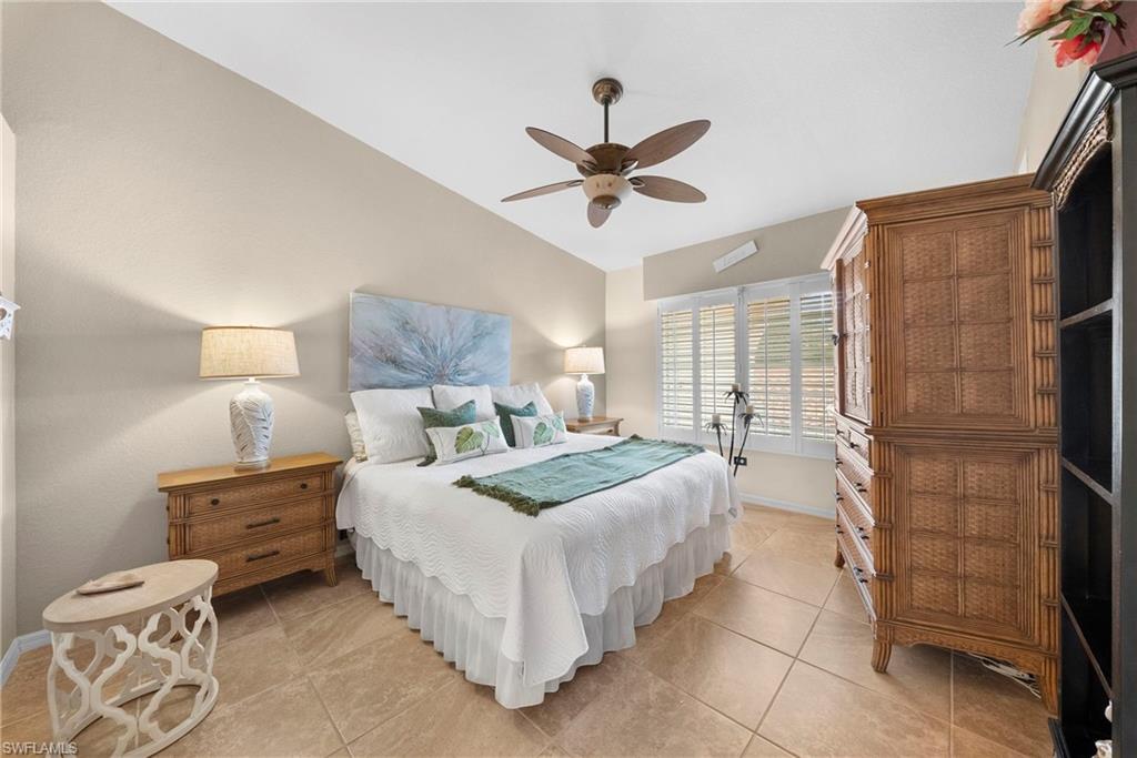 ROSEWOOD POINTE GARDEN - Residential
