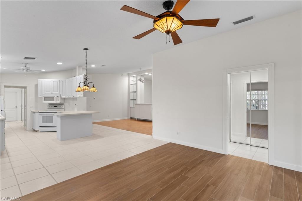 ISLAND WALK - Residential