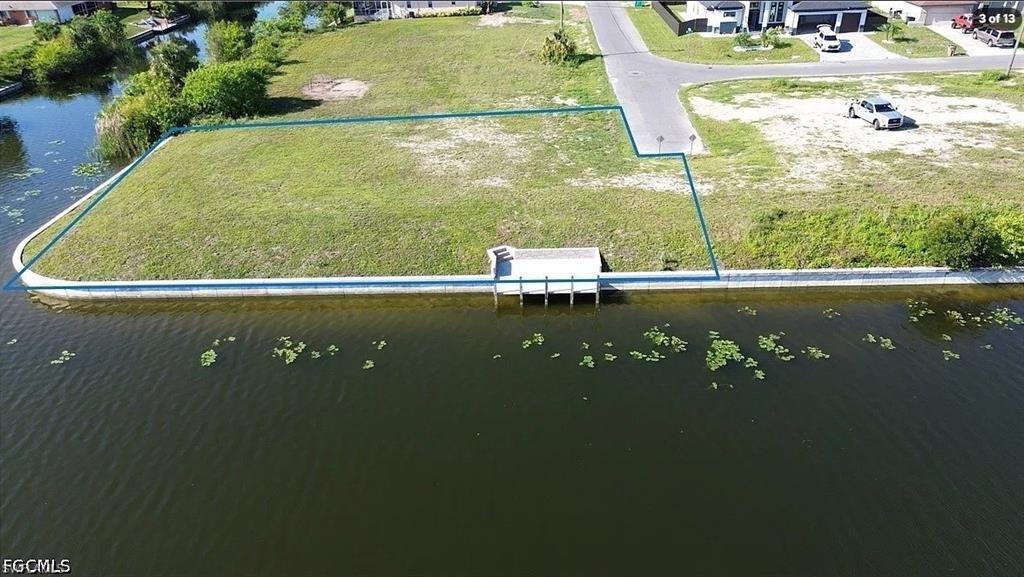 CAPE CORAL - Land