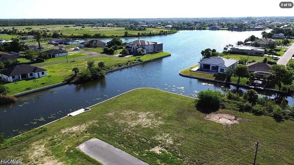 CAPE CORAL - Land