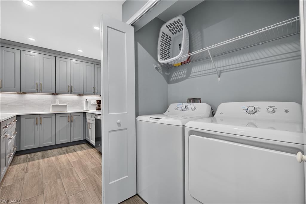 BLIND PASS CONDO - Residential