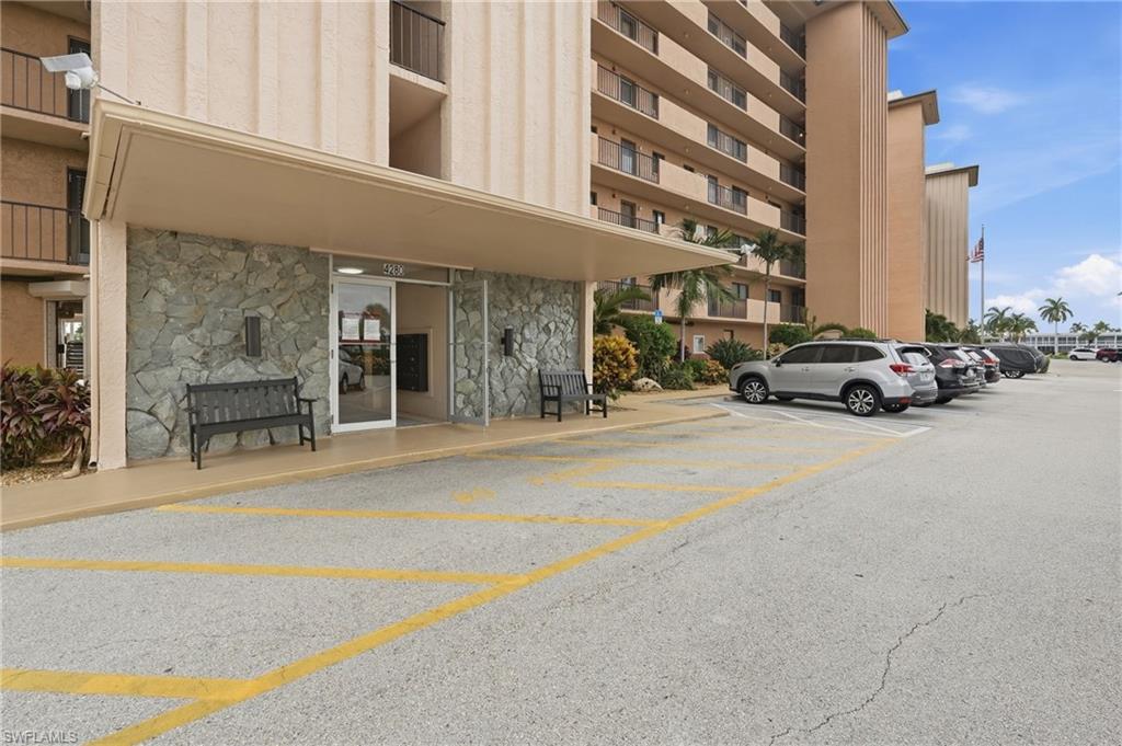 RIVER TOWERS CONDO - Residential