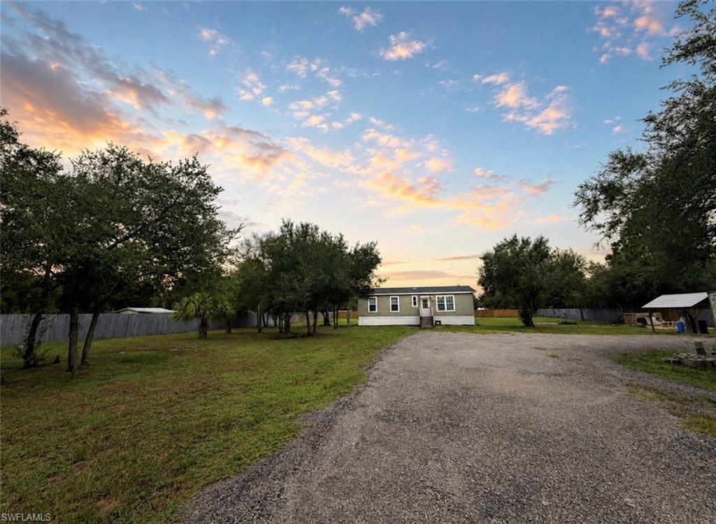MONTURA RANCH ESTATES - Residential