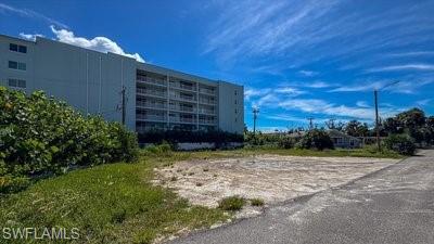 BEACH ESTATES - Land