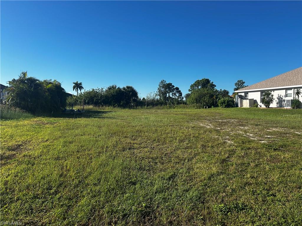 CAPE CORAL - Land