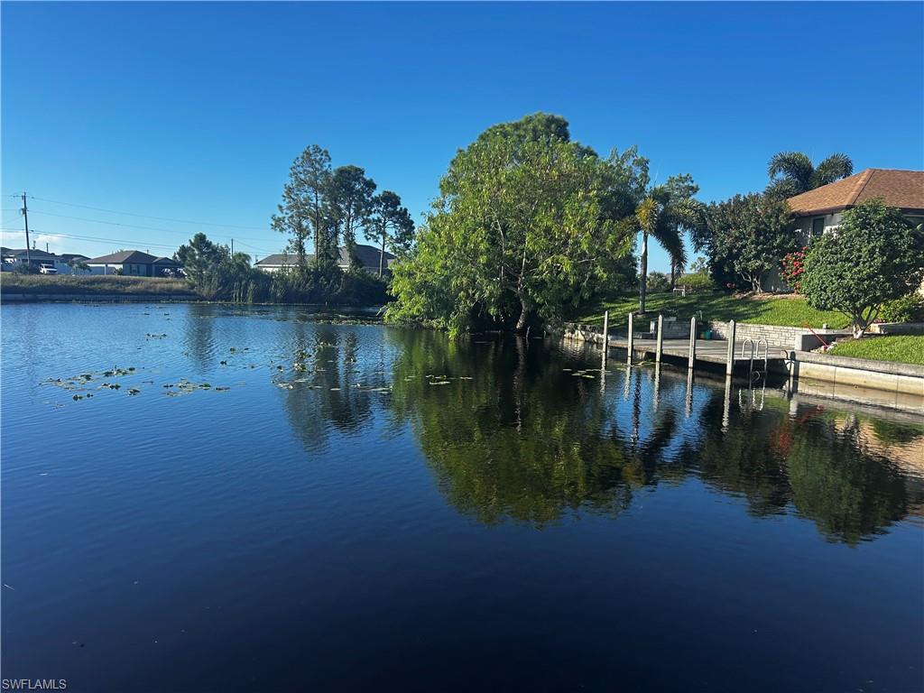 CAPE CORAL - Land