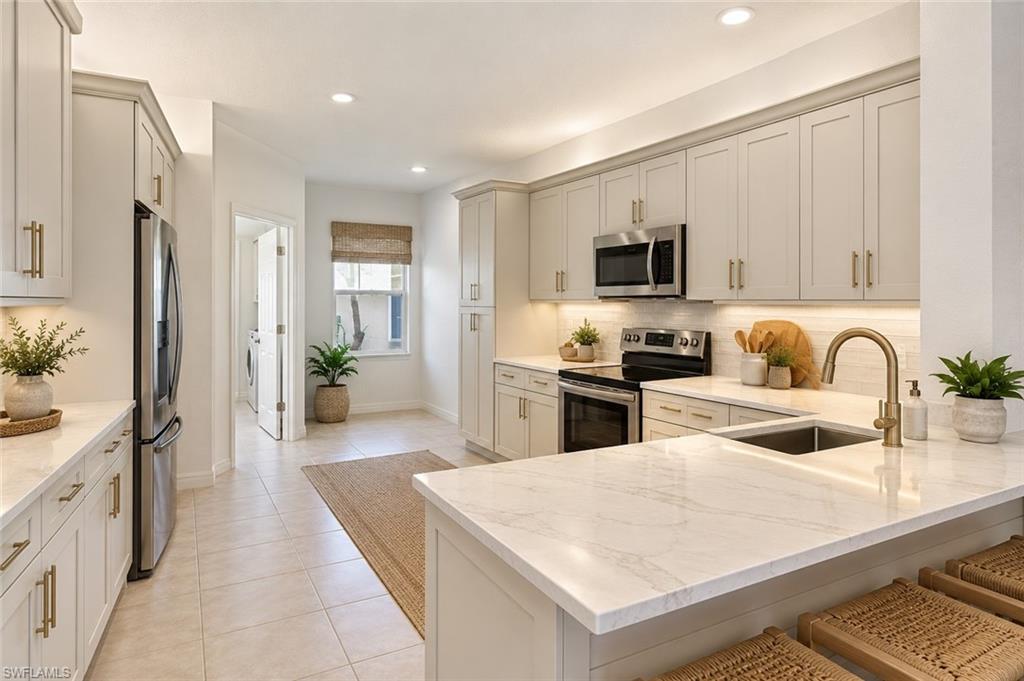 SABAL PALM - Residential