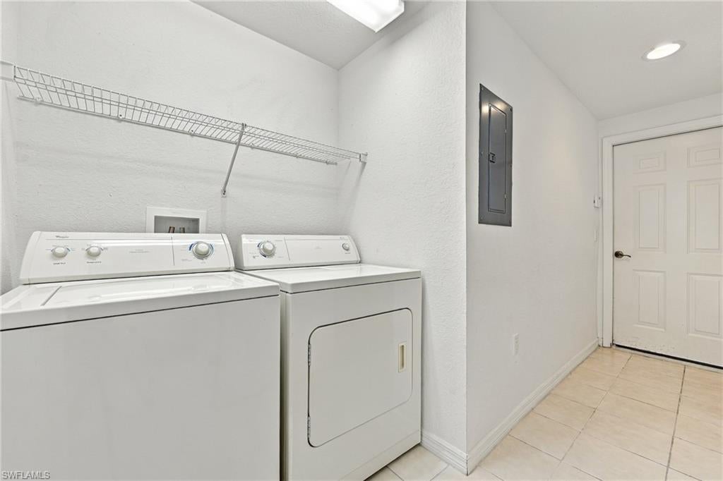 SABAL PALM - Residential