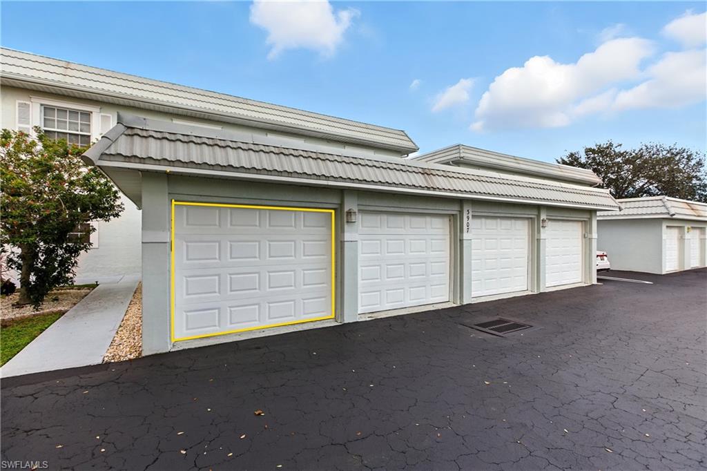 BURNT STORE ISLES - Residential