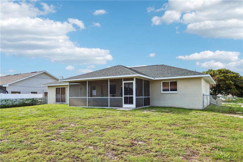 CAPE CORAL - Residential