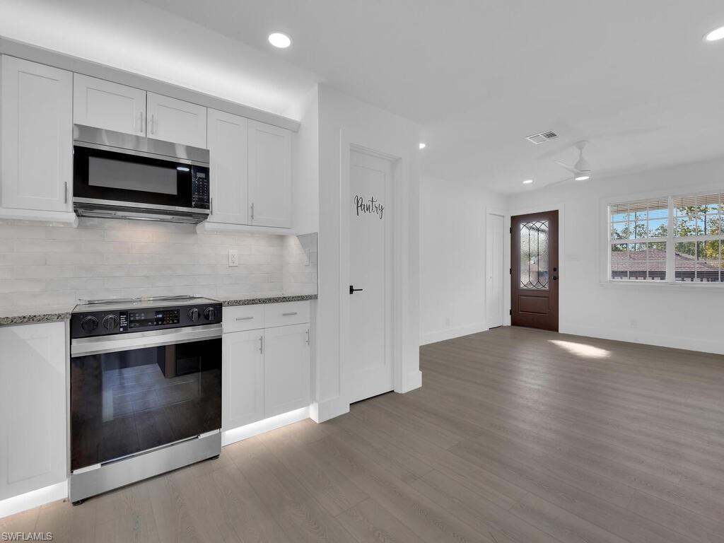 GOLDEN GATE ESTATES - Residential