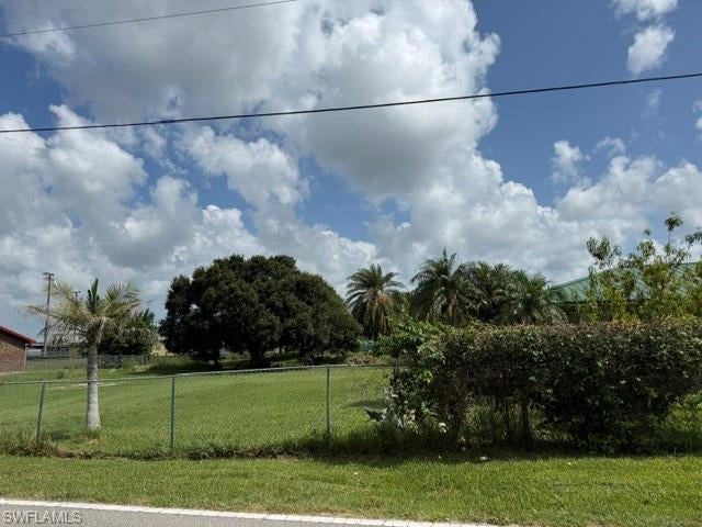 MOORE HAVEN - Land