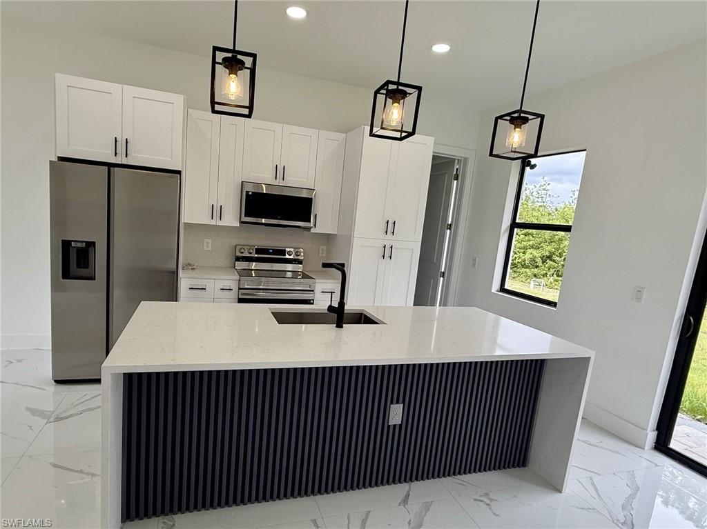 ISLAND OF HAPPINESS - Residential