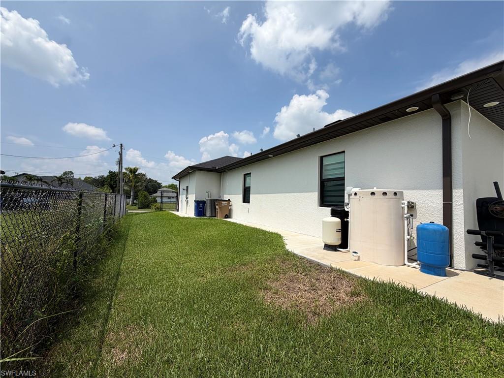LEHIGH ACRES - Residential