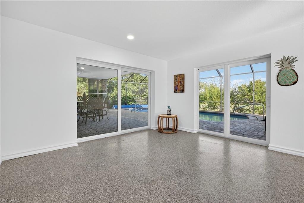 GUMBO LIMBO - Residential