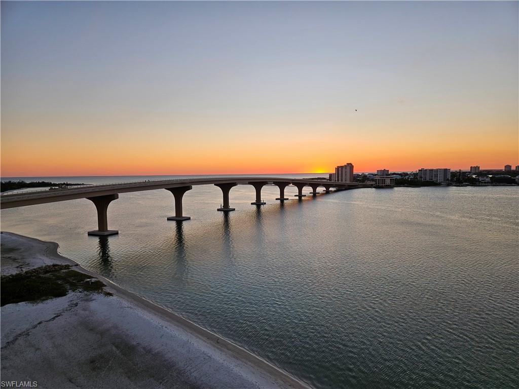 LOVERS KEY BEACH CLUB - Residential