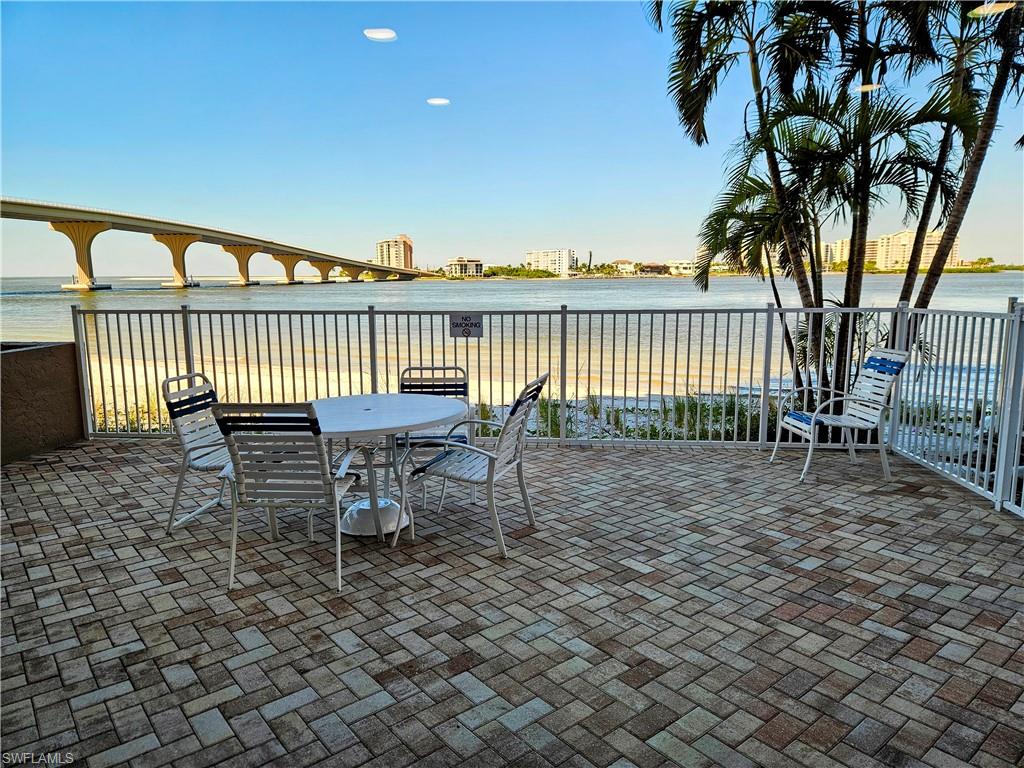 LOVERS KEY BEACH CLUB - Residential