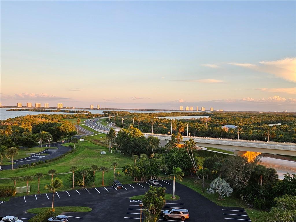 LOVERS KEY BEACH CLUB - Residential