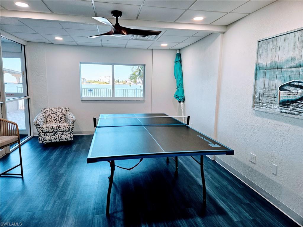 LOVERS KEY BEACH CLUB - Residential