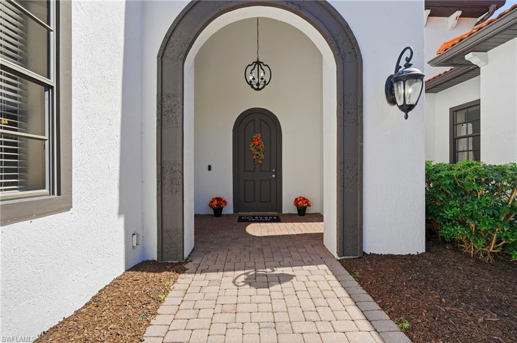 ESTERO PALMS - Residential