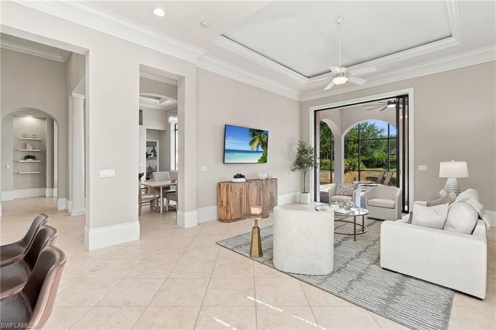 ESTERO PALMS - Residential