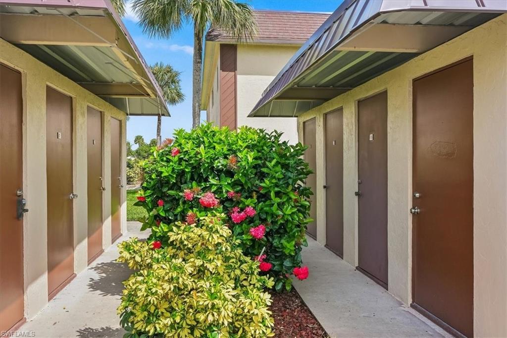 LOCKWOOD TERRACE CONDO - Residential