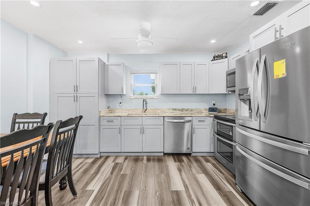 GULF SHORES ESTATES - Residential